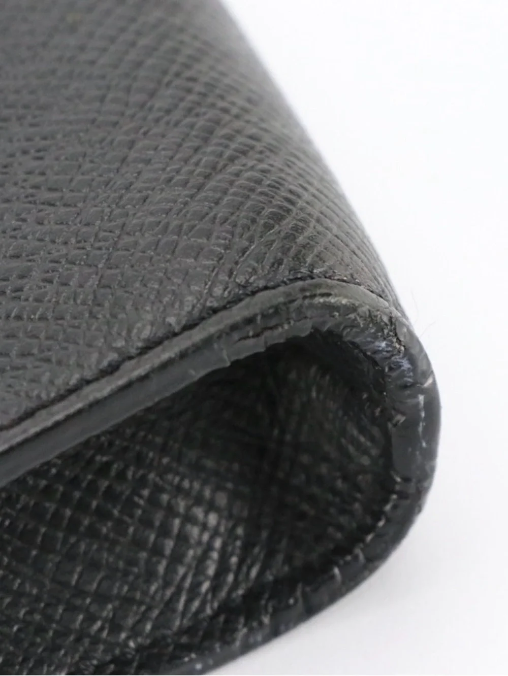 Louis Vuitton Porte-Documents Minuto Portfolio in Taïga Leather